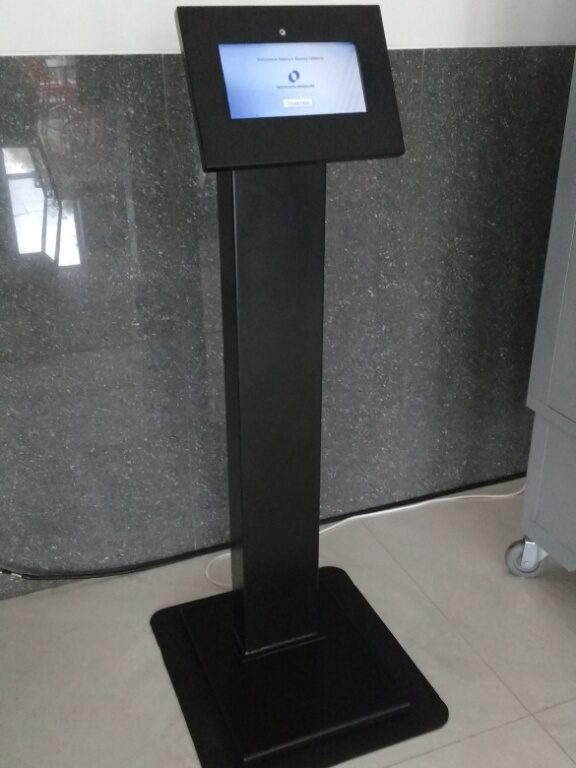 ipad-android-anti-theft-tablet-floor-stand